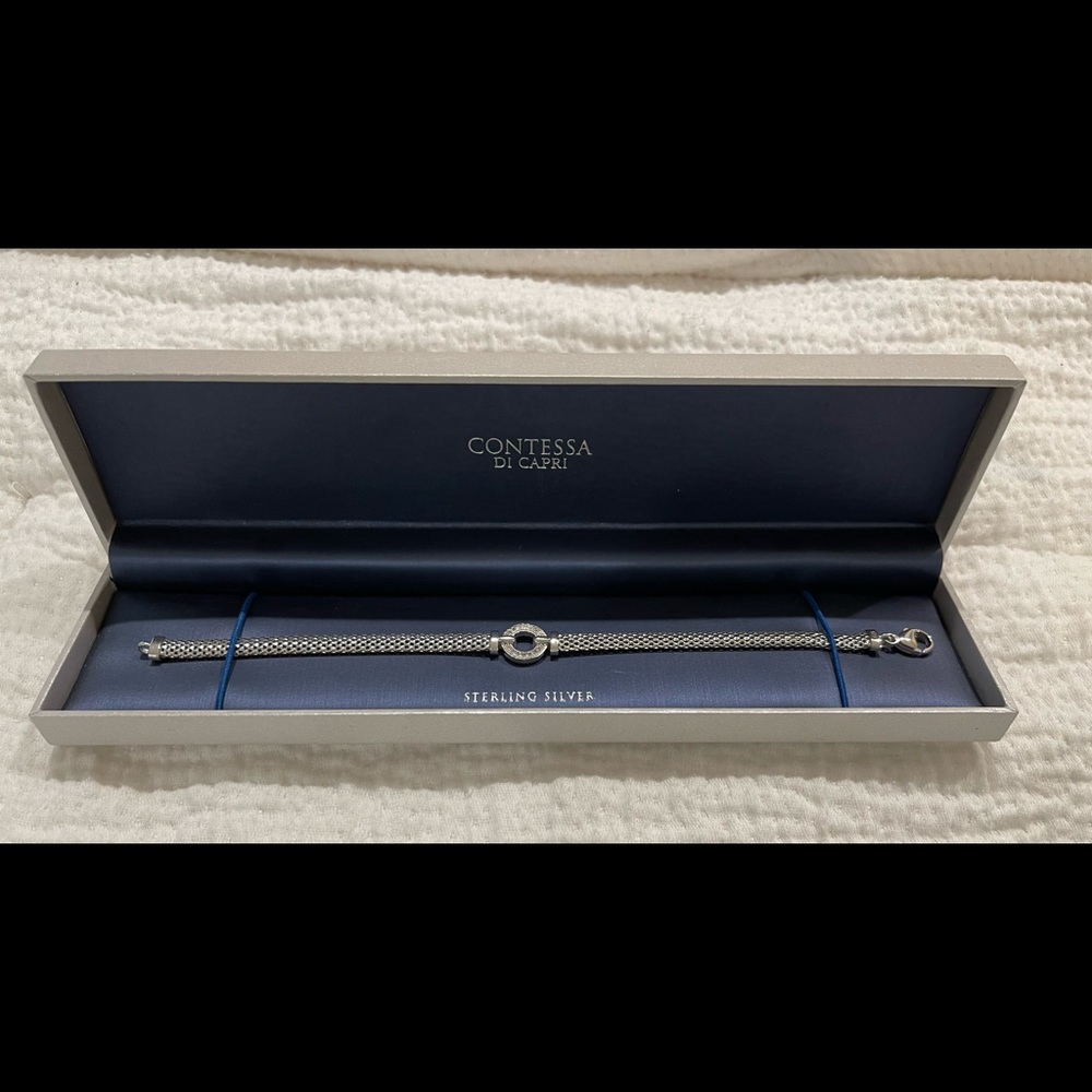 Sterling silver bracelet! Great condition!
